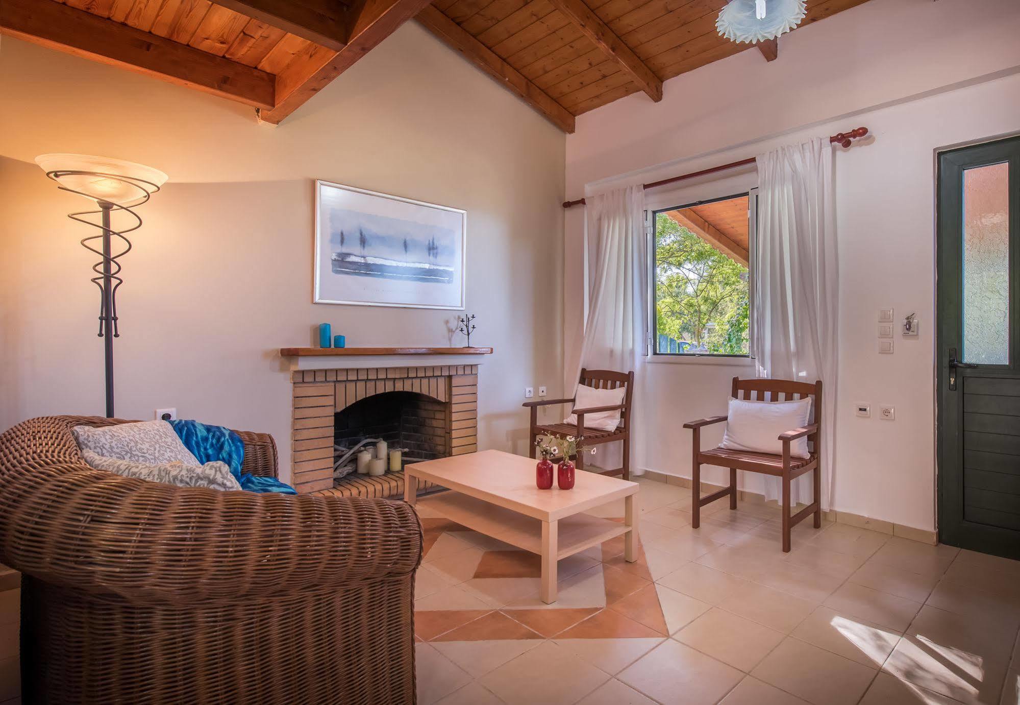 Lofos Soilis Aparthotel ตรากากิ ภายนอก รูปภาพ