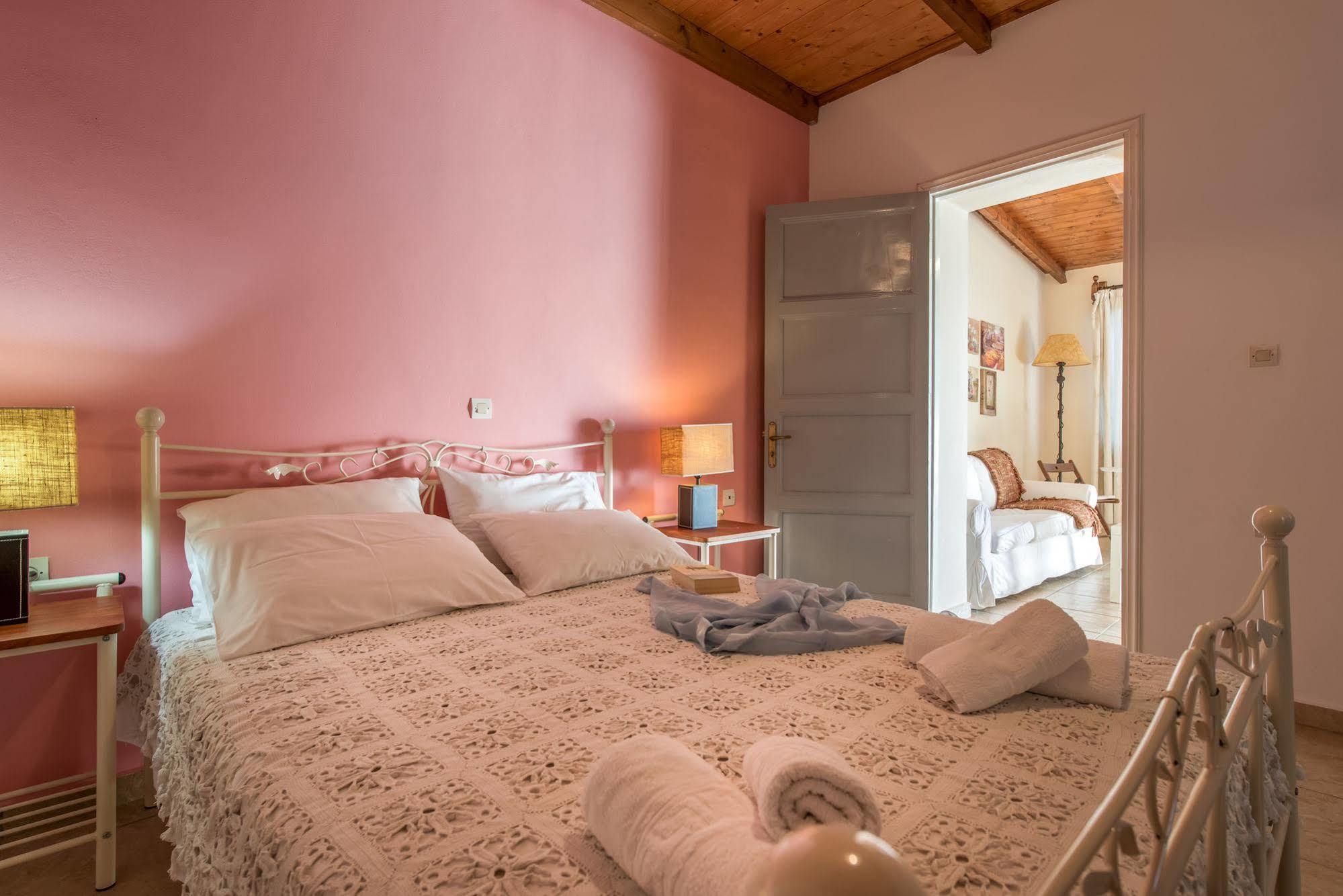 Lofos Soilis Aparthotel ตรากากิ ภายนอก รูปภาพ